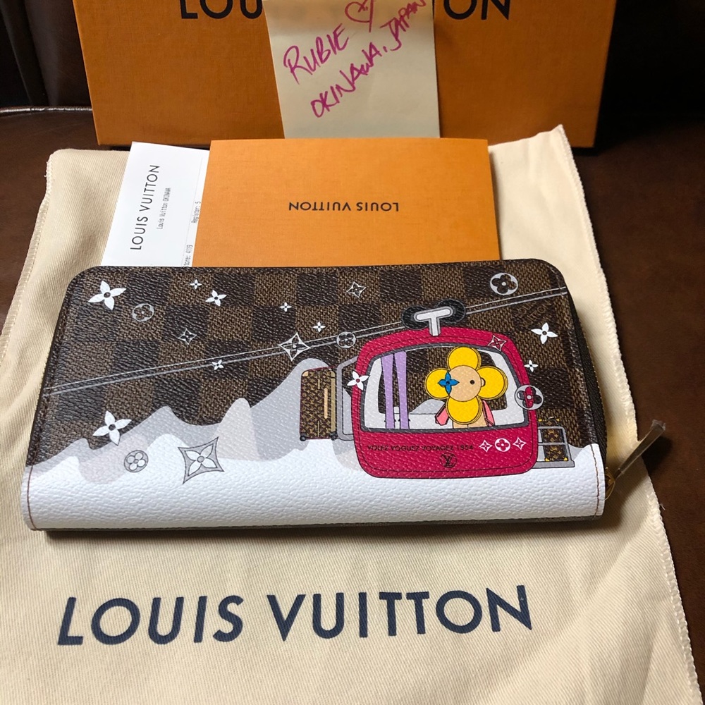 Brand New Long Zippy Wallet